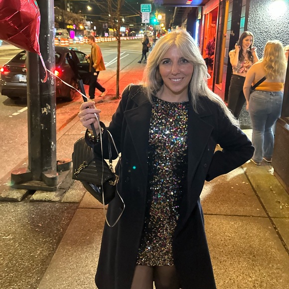 Meet your Posher, Laura - Picture 4 of 8